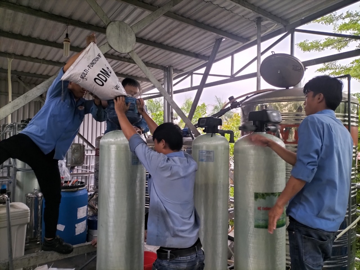 Xử lý nước thải sản xuất chất bán dẫn, vi mạch điện tử